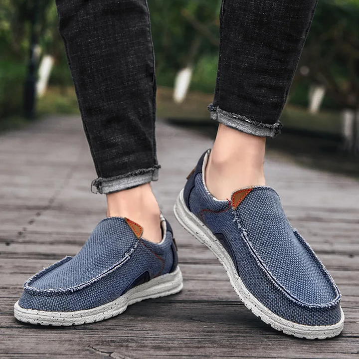 Durable men's lightweight slip-on shoes, non-slip and breathable for reliable everyday comfort. Convenient casual footwear.
