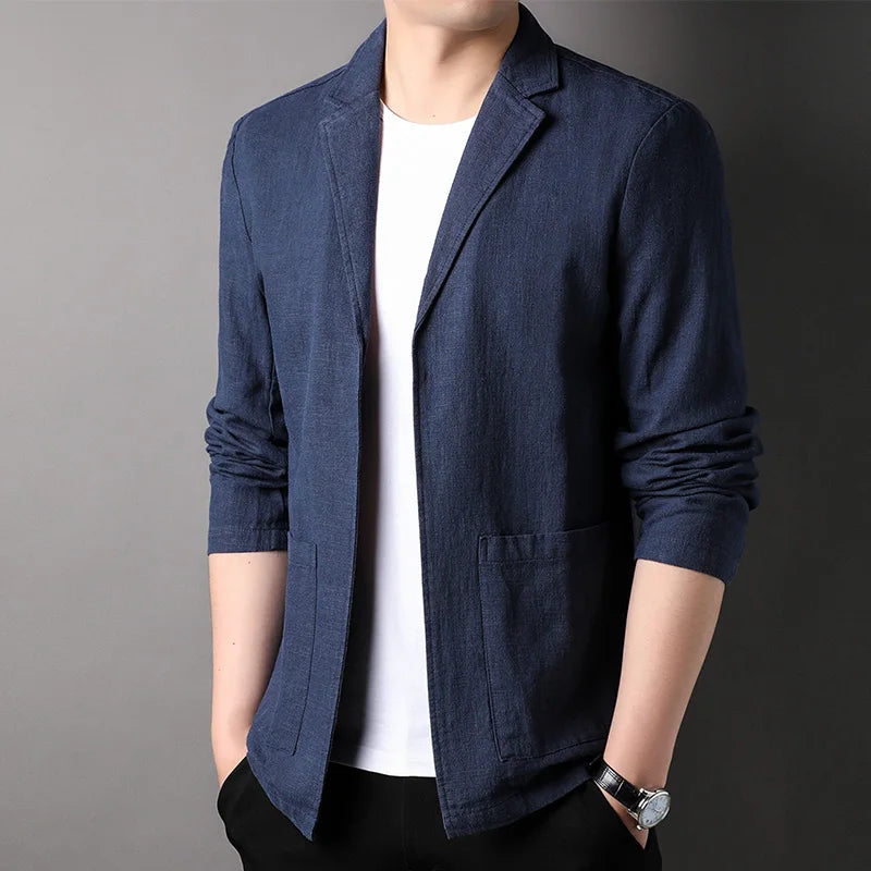Refined men's navy lightweight blazer, ideal for breathable summer wear and elevated casual outfits.