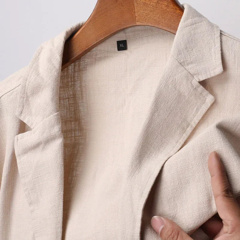 Comfortable men's beige lightweight summer blazer, a sophisticated and breathable jacket for warm weather.