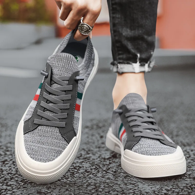 Men's versatile lightweight walking shoes for everyday comfort & active lifestyle.