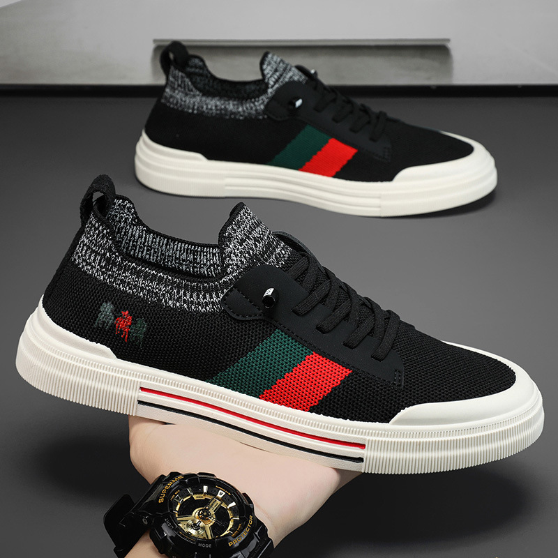 Men's lace-up walking shoes, ultra-lightweight & designed for ultimate comfort.