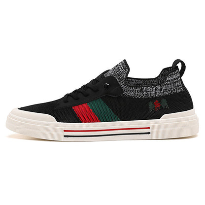 Durable men's walking shoes, lightweight and comfortable for everyday use.