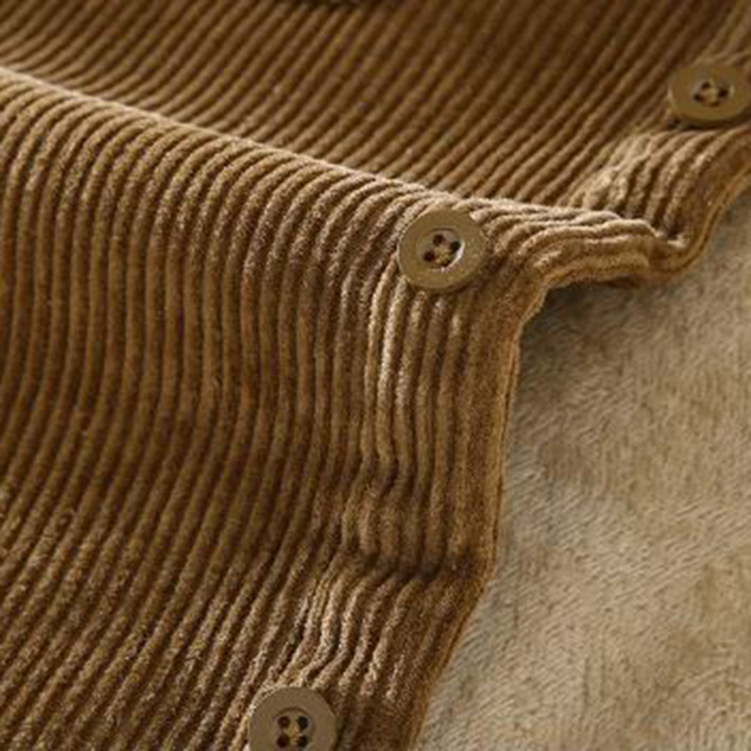 Button-front men's lined corduroy jacket, warm & durable outerwear for autumn/winter casual style.