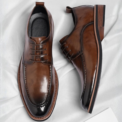 Lace-up Lorenzio Oxford formal shoes, men's classic footwear, ideal for elegant & sophisticated style.