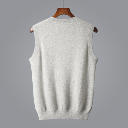 Ultra-soft men's cashmere vest, tailored for a sophisticated look. Luxurious men's apparel.