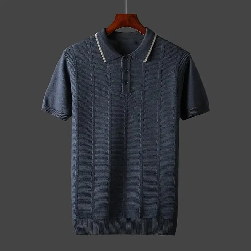 Comfortable men's luxury short-sleeve knit polo shirt with a refined fit, ideal for everyday and smart casual wear.