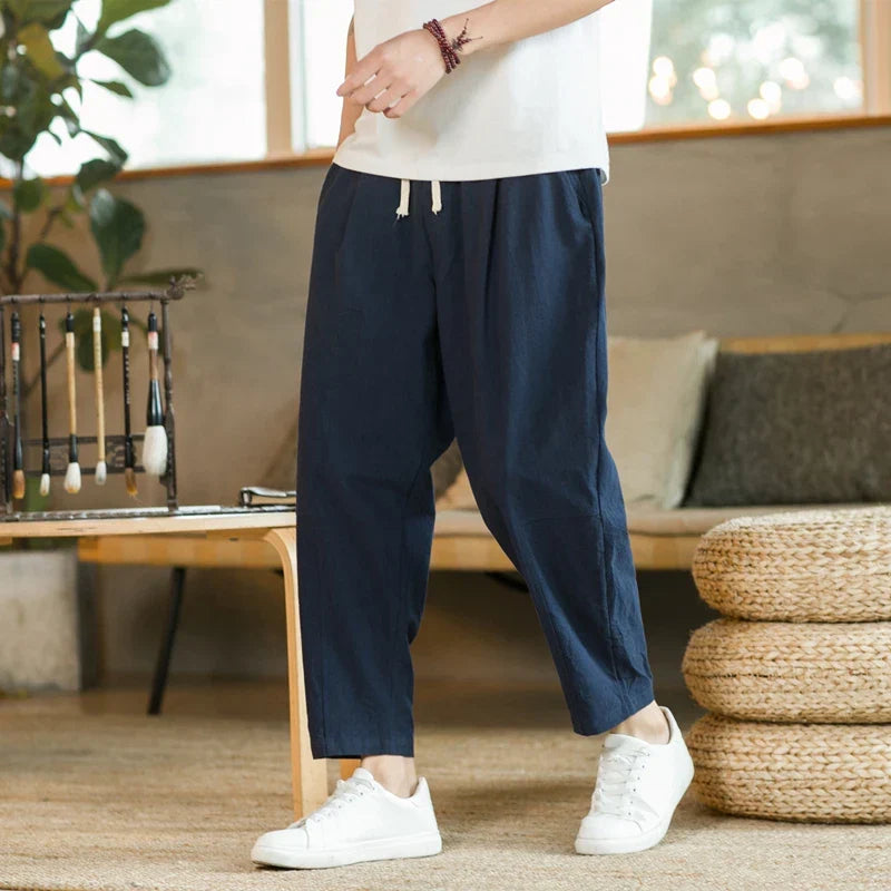 Versatile men's Marseille relaxed fit drawstring pants for casual spring & summer fashion.