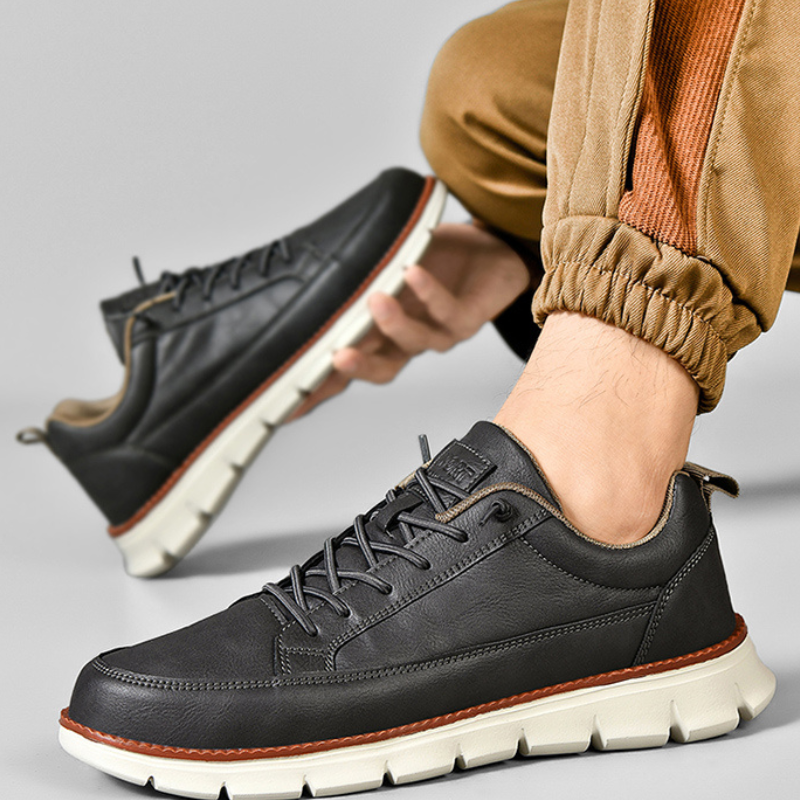 Everyday men's Maverick sneakers, combining modern style with ultimate comfort.