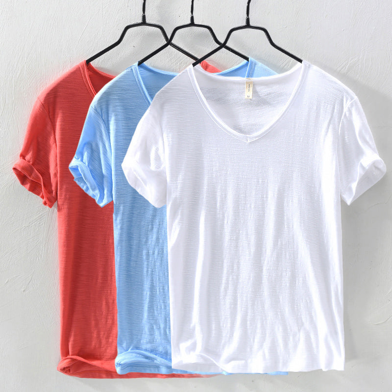 High-quality men's long sleeve tailored shirt, an essential for any classic wardrobe.