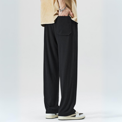 Versatile men's Milano pleated casual trousers, ideal for everyday comfort and stylish looks.