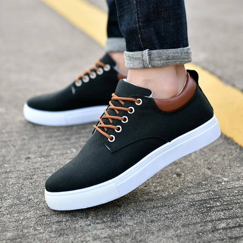 Comfortable men's minimalist everyday shoes, slip-on dress shoe style ideal for versatile casual & formal fashion.