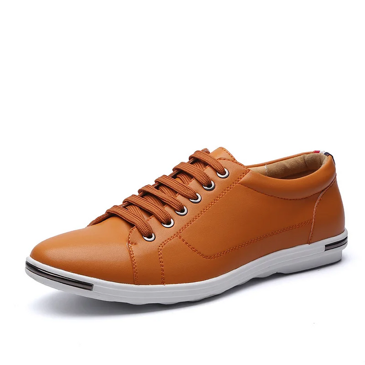 Versatile men's casual sneakers, offering modern style and all-day comfort for everyday fashion.