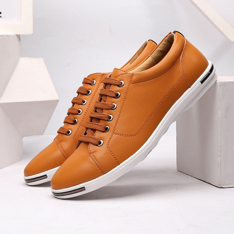 Comfortable men's casual sneakers, perfect for walking and everyday wear. Modern style.