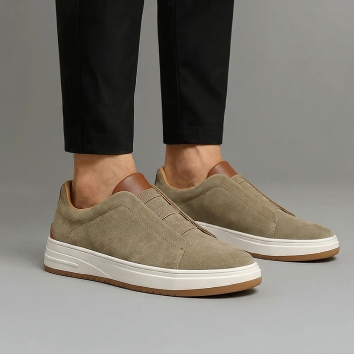 Stylish men's comfort sneakers with modern design, perfect for casual everyday footwear & walking.