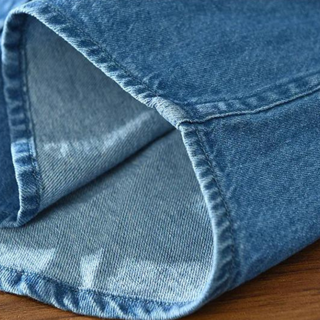 Light blue men's modern fit long-sleeve button-up shirt. Versatile everyday casual top for smart or layered styling.