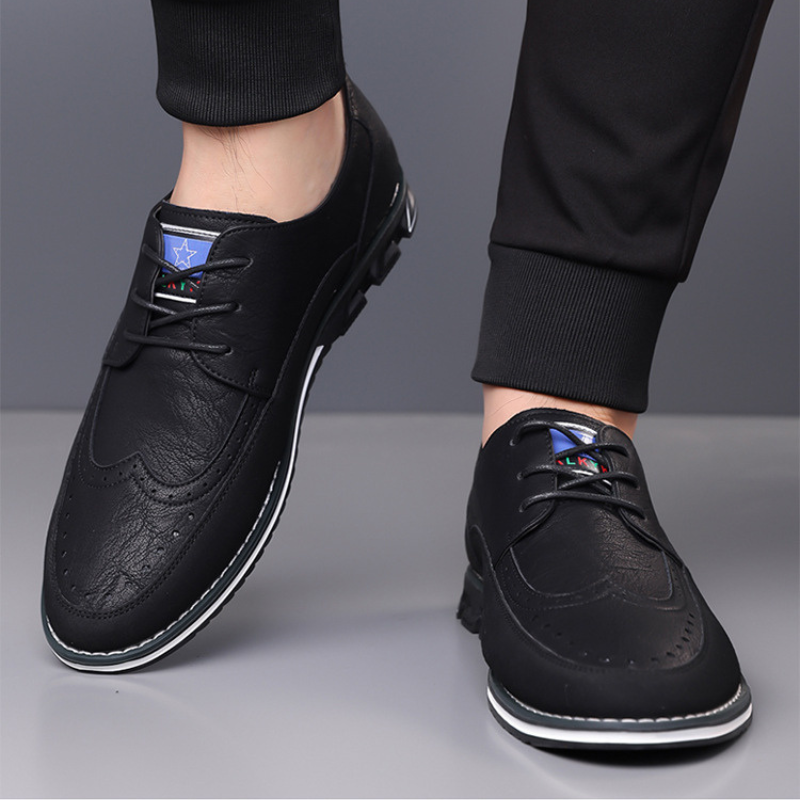 Comfortable men's dress shoes, featuring a hybrid sole for excellent support & flexibility.