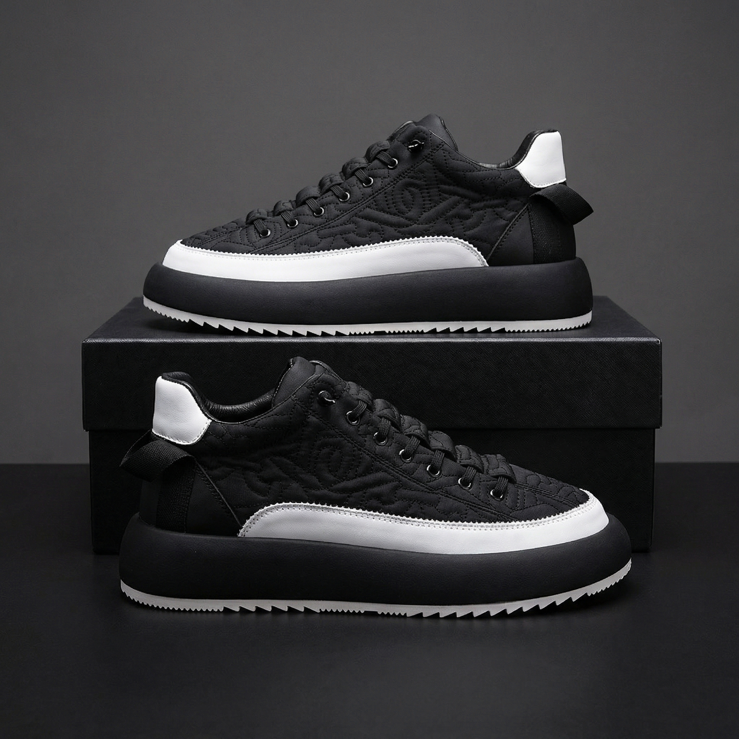 Versatile men's casual sneakers, designed for comfort and style with a lightweight construction and modern aesthetic.
