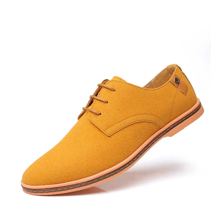 Comfortable men's dress Oxford shoes. All-day wear footwear, ideal for formal business or smart casual outfits.