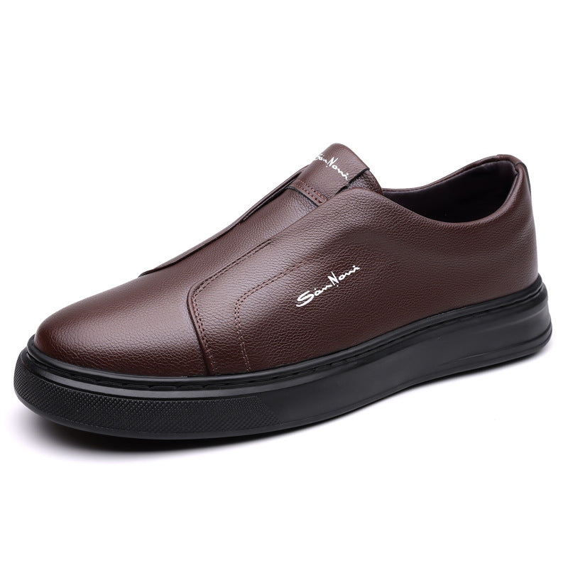 Versatile men's slip-on sneakers, perfect for modern casual wear, daily errands, and comfort.