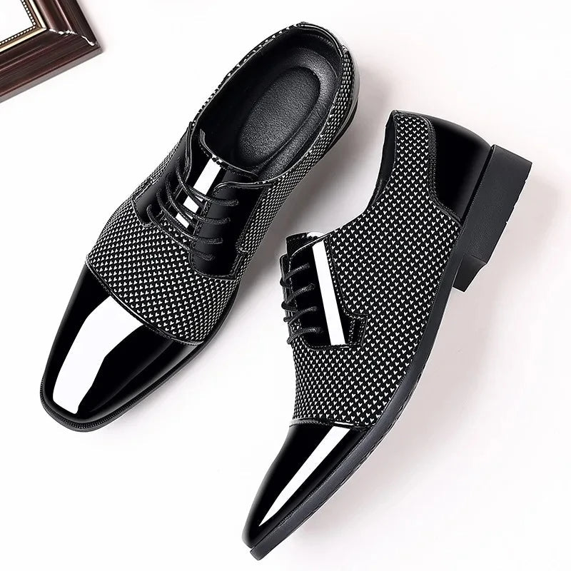 Front view of men's modern oxford dress shoes. Elegant textured pattern & comfortable fit for formal occasions.