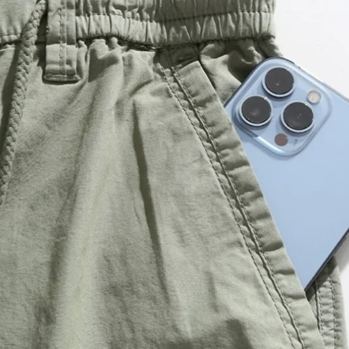 Men's versatile cargo shorts, ideal for summer outdoor activities, casual wear, and everyday adventures.