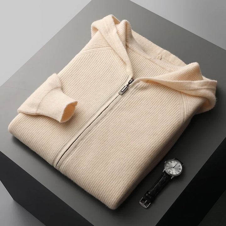 Modern men's full-zip hoodie from the Nova collection, versatile and comfortable for everyday style.