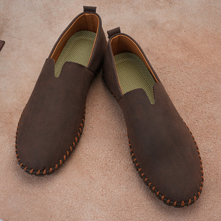 Close-up of Men's OCUDIA loafers, highlighting classic style, comfortable design, and quality footwear.