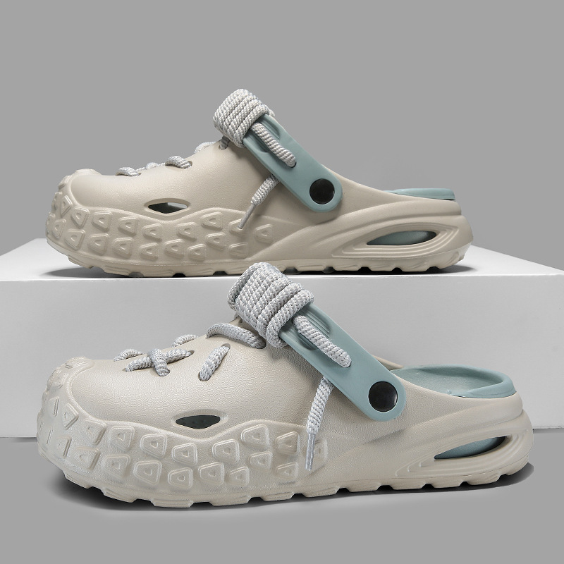 Breathable men's clogs, Odyssey Laced style, perfect for water activities.