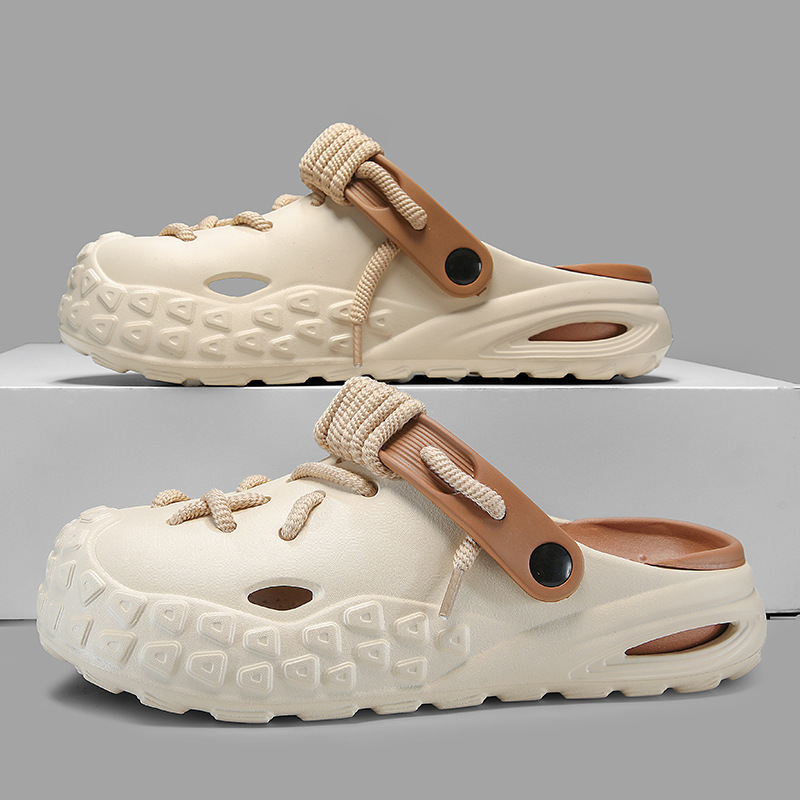 Lightweight men's comfort shoes: Odyssey Laced Clogs, ideal for all-day wear.