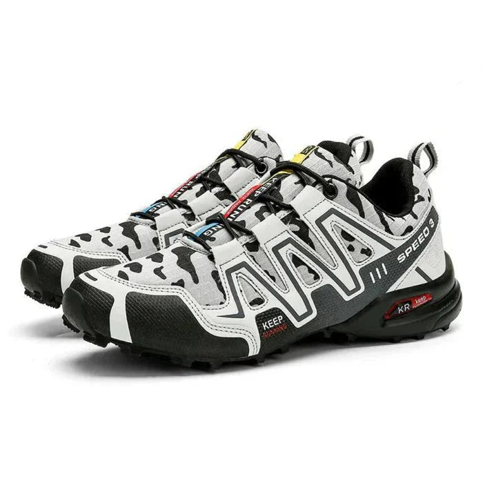 Camo supportive men's sneakers, ideal for walking & daily wear, offering pain relief.