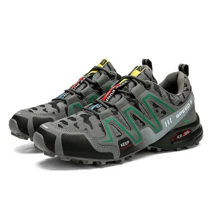 Stylish men's camouflage orthopedic shoes with a soft cushioned sole for activewear.