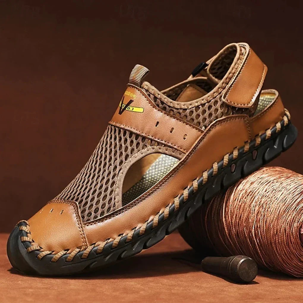 Men's orthopedic sport sandals with arch support for active wear, providing all-day comfort for walking.