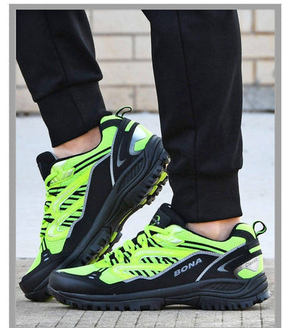 Men's all-terrain hiking shoes, black, providing excellent traction for trail running