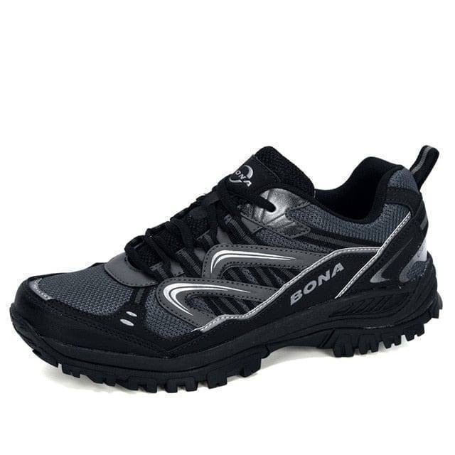 Athletic footwear for men, hiking and trail running shoes, high performance and comfort