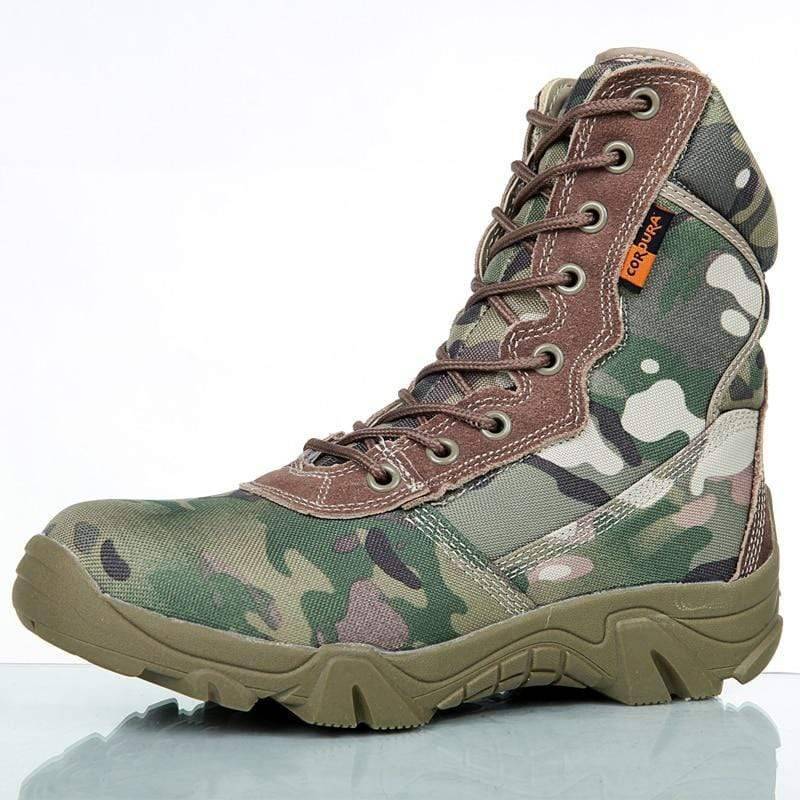 Durable men's waterproof hiking boots, ideal for outdoor adventure and camping
