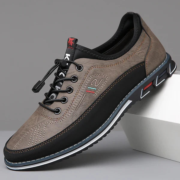Men's waterproof Oxford sneakers, natural movement technology & barefoot comfort.
