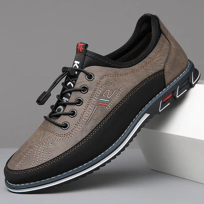 Men's waterproof Oxford sneakers, natural movement technology & barefoot comfort.