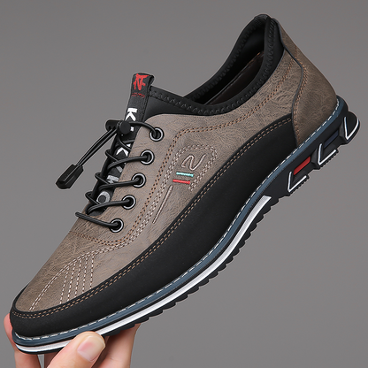 Stylish men's casual barefoot sneakers, waterproof Oxford design & versatile appeal.