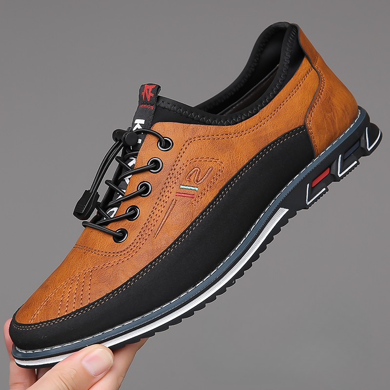 Waterproof Oxford barefoot sneakers for men, promoting natural movement & flexible comfort.