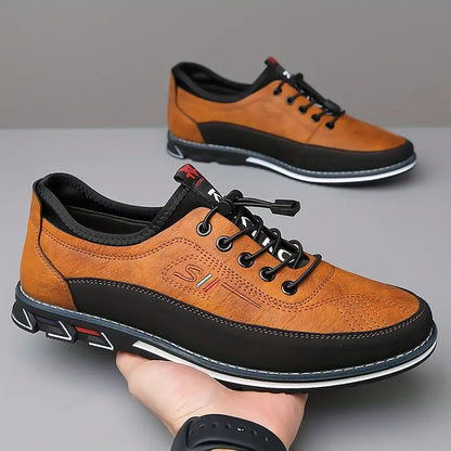 Casual men's Oxford sneakers with barefoot feel, waterproof design & shock absorption.