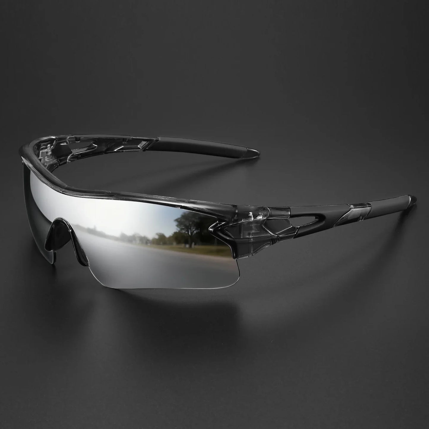 Men's running glasses: UV protective sport sunglasses for glare reduction & clear vision.
