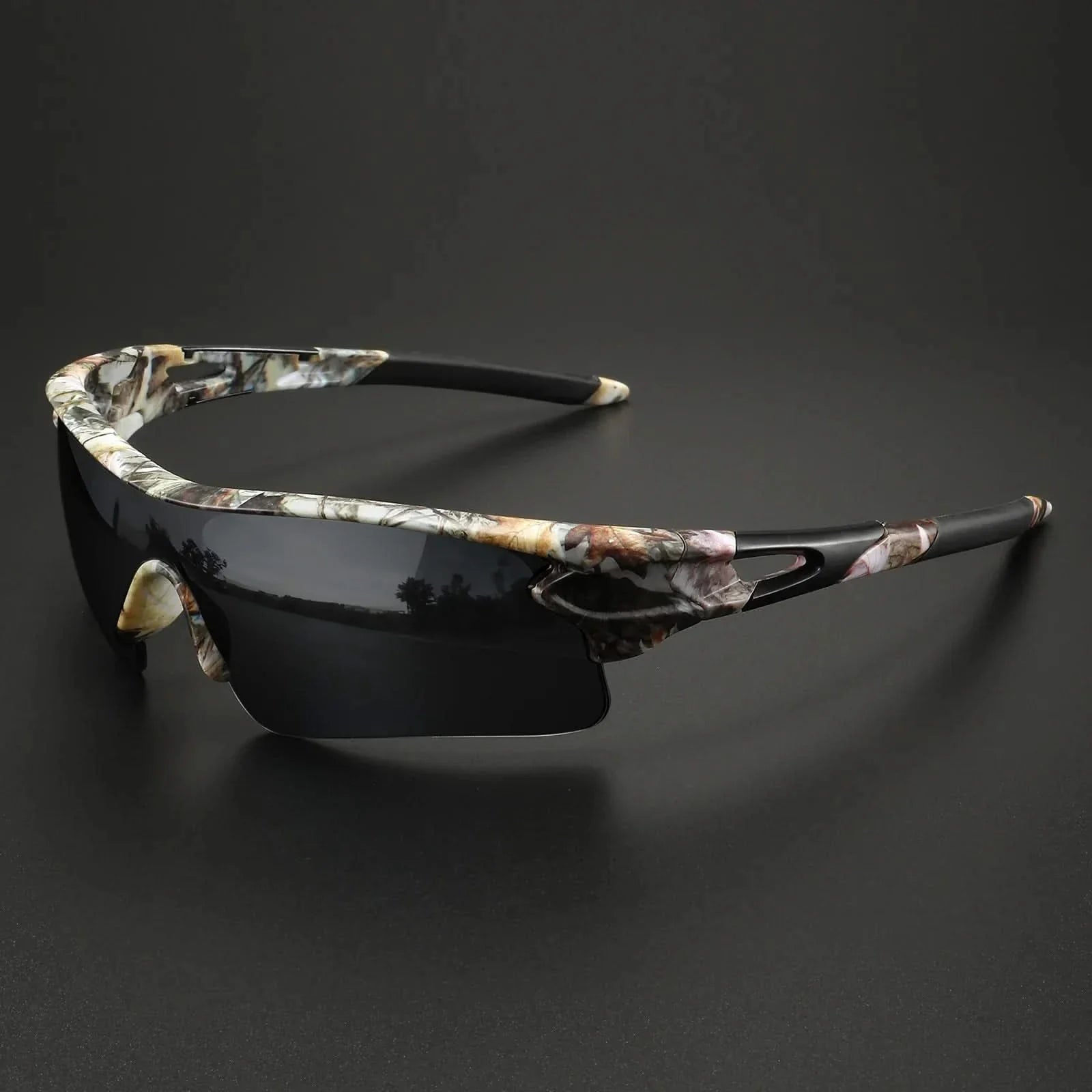Men's performance sport sunglasses with mirrored lenses, UV protection & anti-glare for running & cycling.