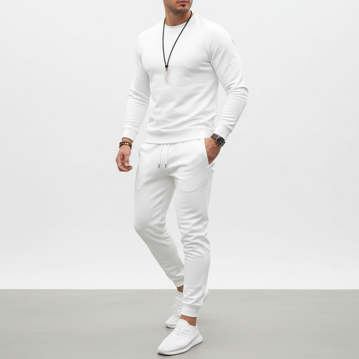 Kirk men's workout set. Performance tracksuit for fitness, gym sessions, and outdoor activities.