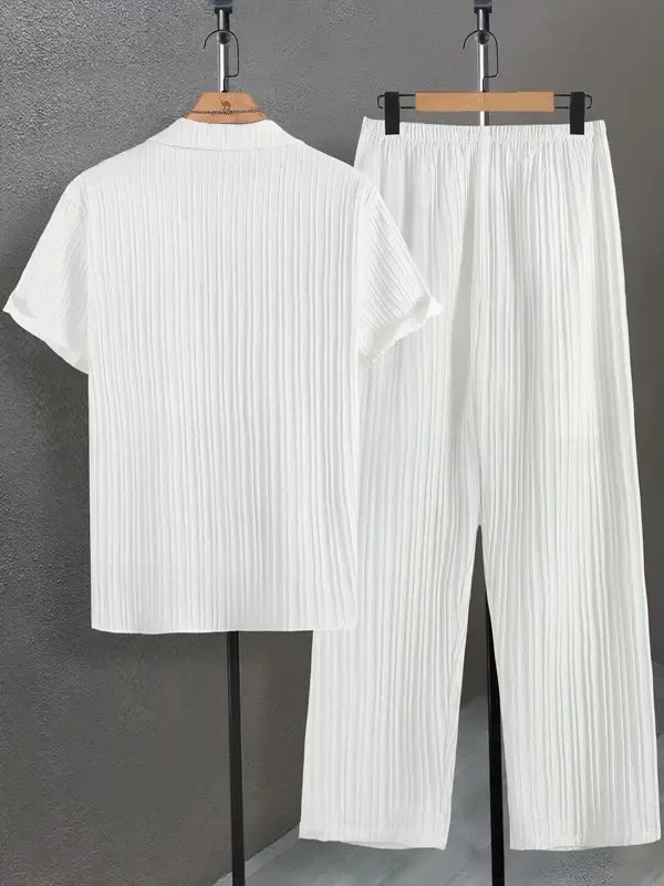 Men's two-piece pleated lounge set with elastic waist pants, soft knit for ultimate relaxed comfort wear.
