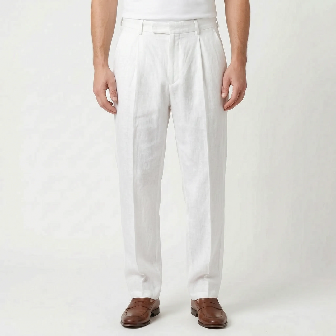 Relaxed fit men's pleated trousers, comfortable straight leg pants for summer fashion.