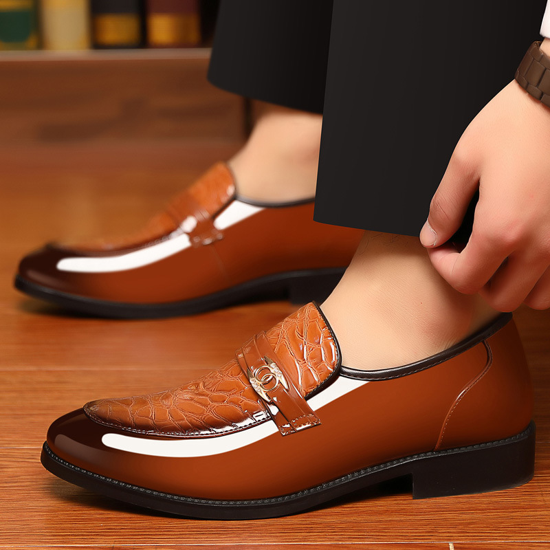Versatile men's formal loafers, easy slip-on, polished design for any stylish outfit.