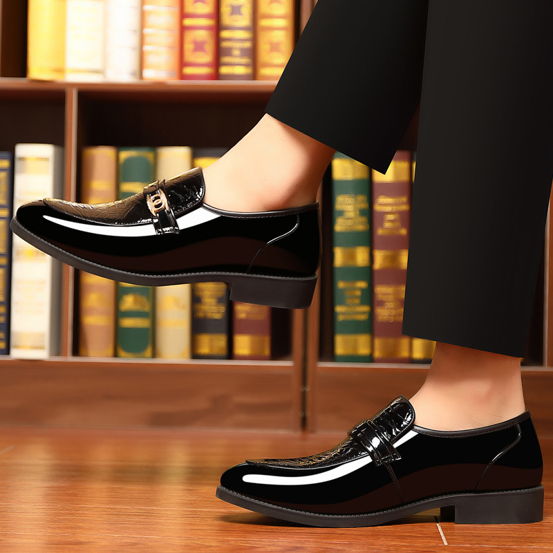 Black slip-on men's loafers for effortless style, ideal for formal & business events.