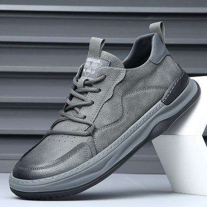 Green men's stylish casual shoes, comfortable for everyday walking.