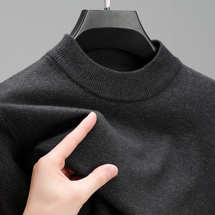 Elegant men's premium cashmere sweater. High-quality knitwear, a versatile long sleeve piece for sophisticated mens fashion.