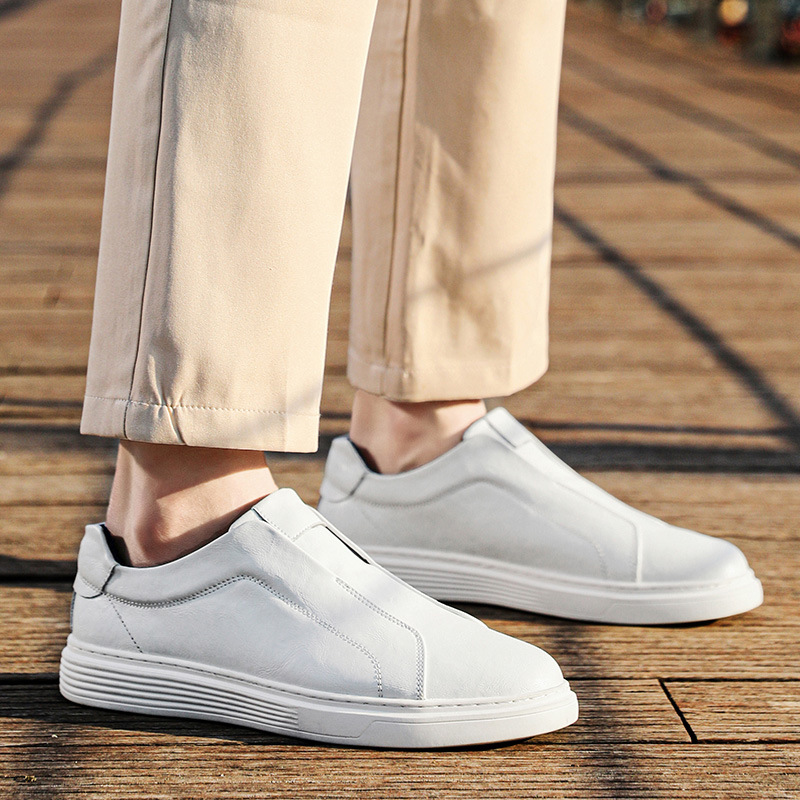 Men's casual everyday shoes, offering premium quality and comfort.